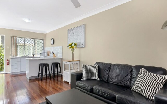 Sensational 1 Bedroom Apartment New Farm