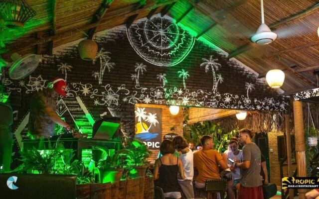 tropic hostel and restaurant