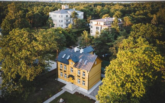 Lenderi Villa Luxury Apartments with Sauna