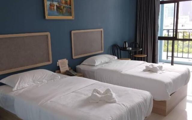 @81Hotel