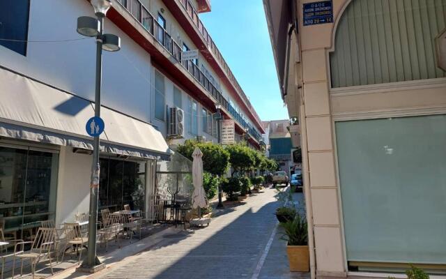 PETMEZA APARTMENT 1 by DIMITROPOULOS