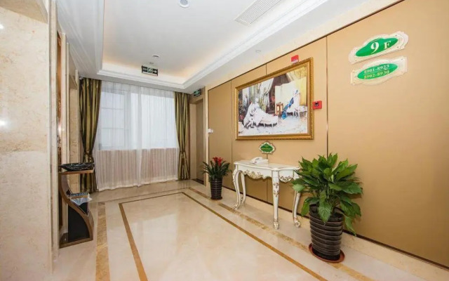 Vienna International Hotel (Nantong Haimen Pedestrian Street)