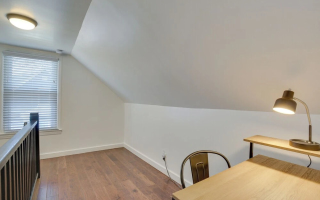 'the Peaceful Post' Cozy Winter Escape in Kingston