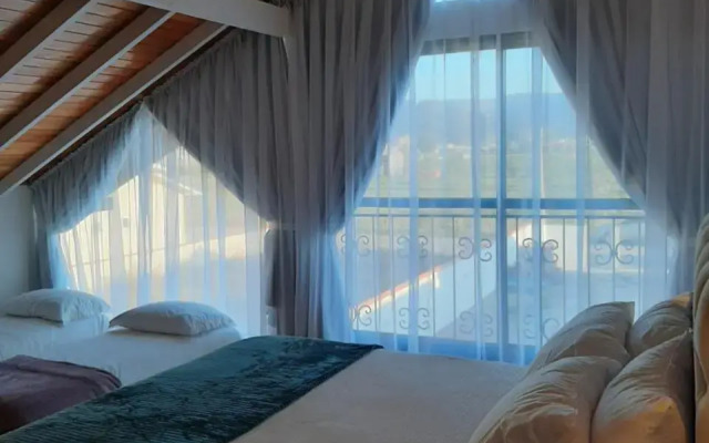 Chalé Flor de Cristal 01