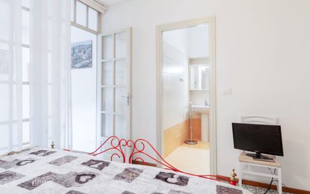 Voguish Apartment in Sanremo near Beach