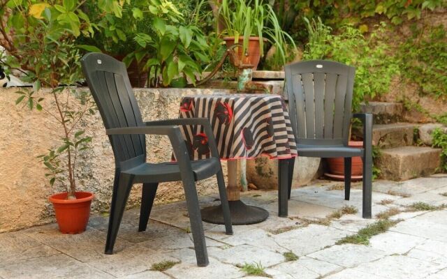 Pile Excellent Location Apartments