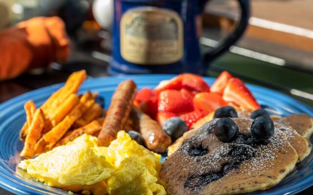 Bent Creek Lodge Bed & Breakfast