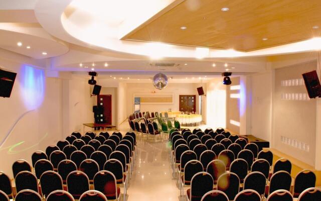 Montañas Azules Apart Hotel