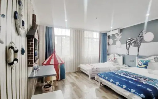 Super 8 Hotel (Lianyungang Darunfa Wanrun Commercial Street)