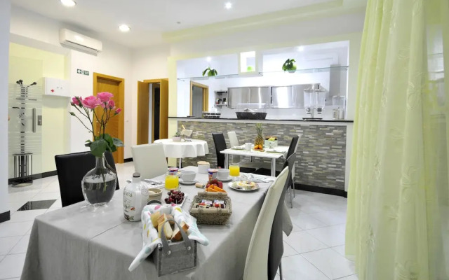 Apartments & Rooms Villa Maslina