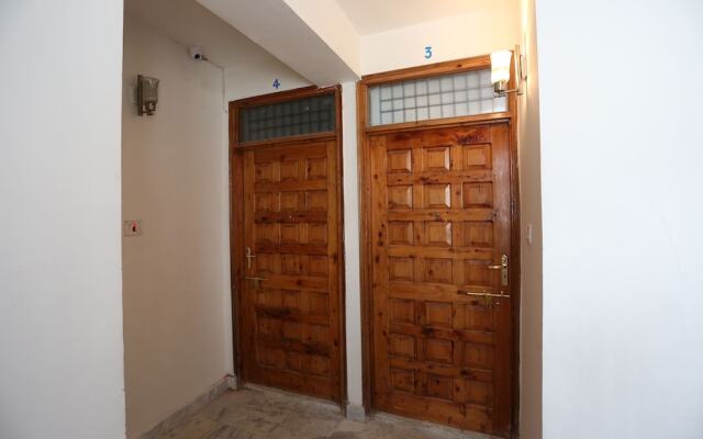 OYO 9102 Home Cozy 3BHK Near Mall Road