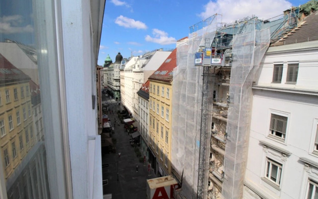 Opera Wien in Wien With 2 Bedrooms and 3 Bathrooms