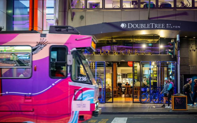 DoubleTree by Hilton Hotel Melbourne - Flinders Street