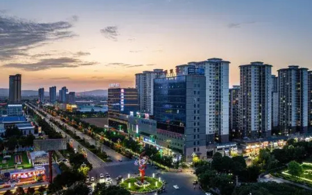 Hengyuan International Hotel (Fengxiang)