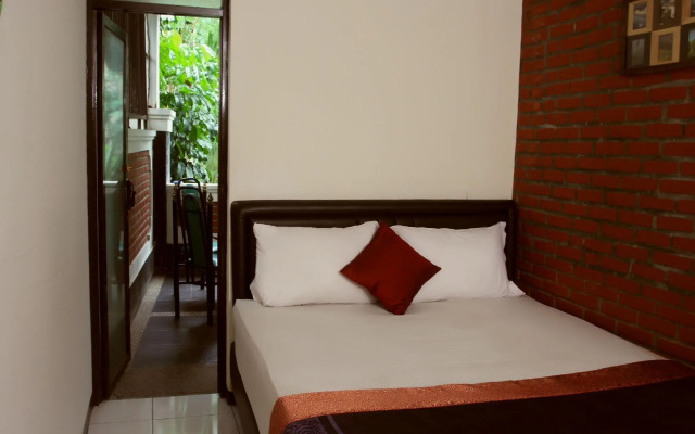 Bantal Guling Villa Bandung