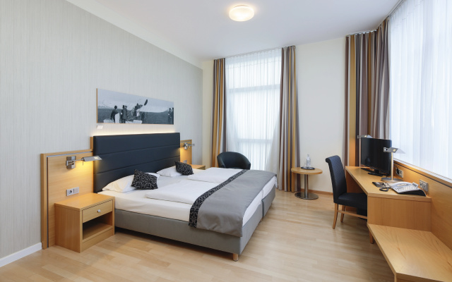 Airporthotel Berlin Adlershof