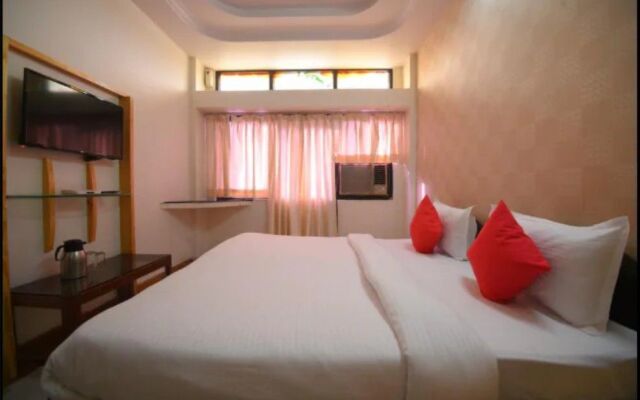 Hotel Neelam Palace