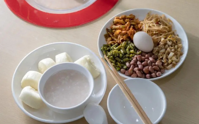 Greentree Alliance Xishuangbanna Peacock Lake Hote