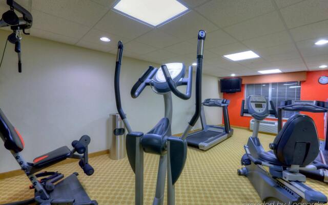 Country Inn & Suites by Radisson, Wytheville, VA