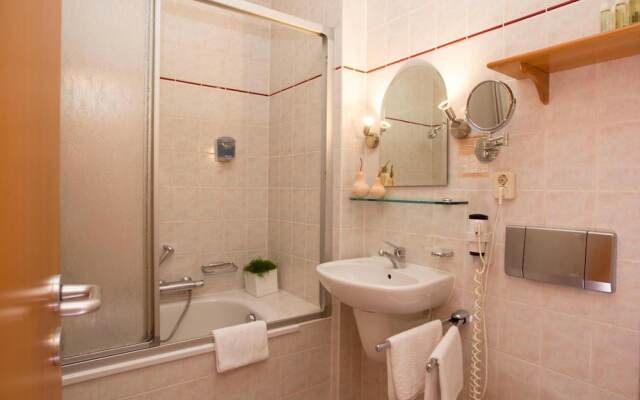 Hotel Heinz Plauen