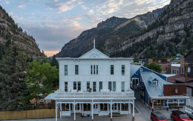 Western Hotel Ouray