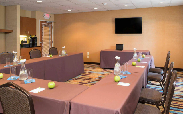 Fairfield Inn & Suites Columbus East