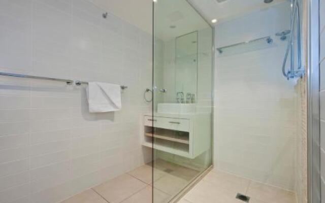 Alderly Apartment 8