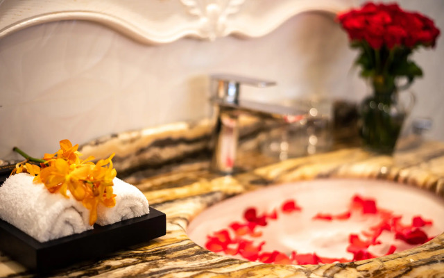 Tuong Vi Hotel Saigon