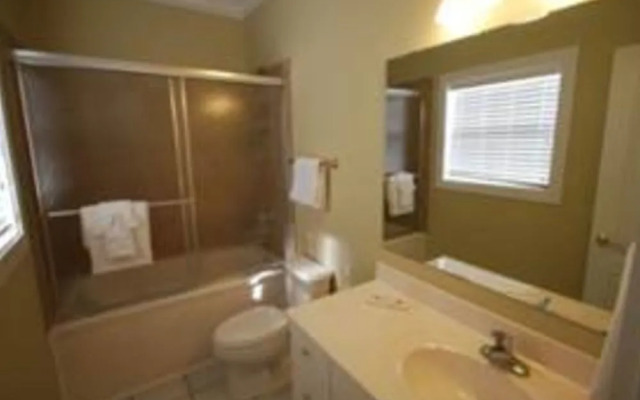 Ocean Melodies 10B - 2 Br Condo