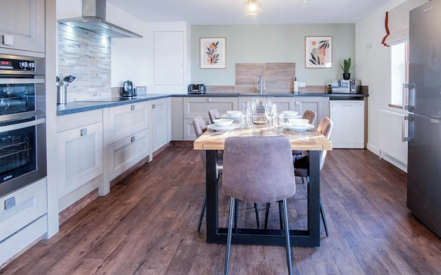 The Beacon - 3 Bed - Ludchurch