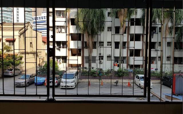 24A Home Stay Near Bukit Bintang
