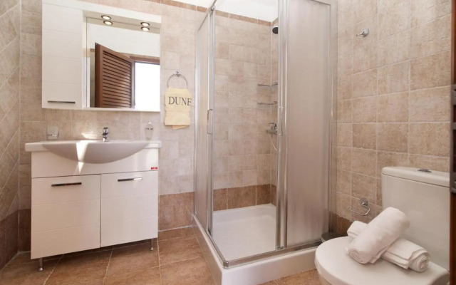 Hidden Luxury Gem Of Kefalonia ~ Villa Karmaniolos