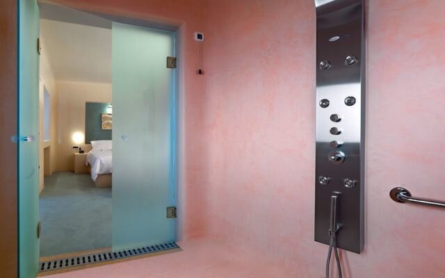 Voreina Gallery Suites