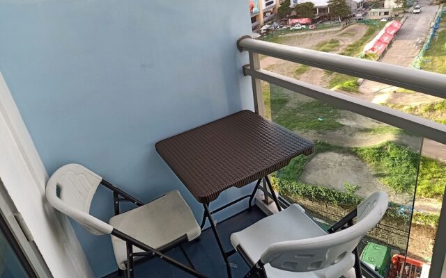 Condo at Azure by Metro Booking BNB