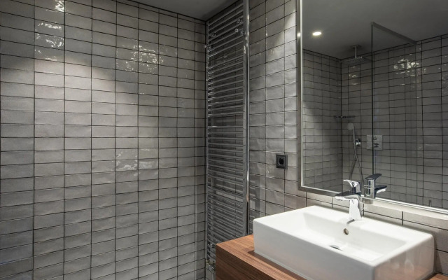 Apollo Hotel Amsterdam, a Tribute Portfolio Hotel