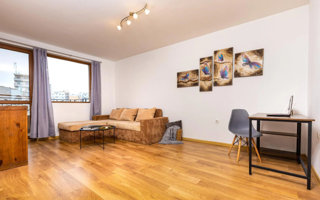 The Walnut 2BD Apartment