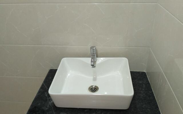 Happy Stay Service Apartment