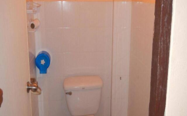 All In 1 Guesthouse Chiang Mai