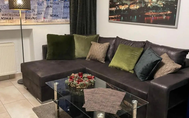 Koln Apartment I