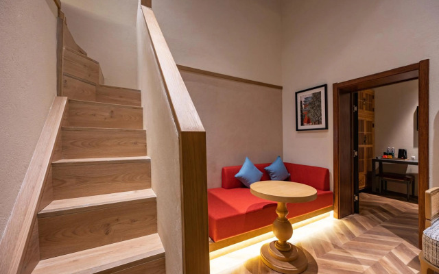 Qiuguo Hutong Courtyard Hotel