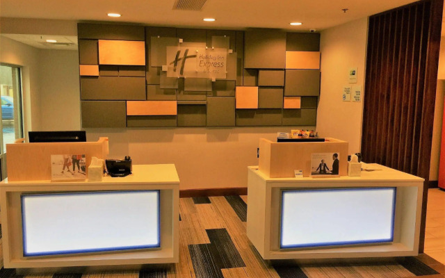 Holiday Inn Express & Suites Danville by IHG