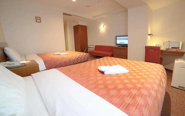 Kumegawa Wing Hotel