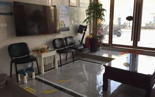 Pinghu liduo sheng business hotel