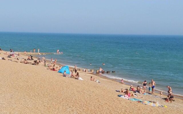 St Leonards Seaside Apartment