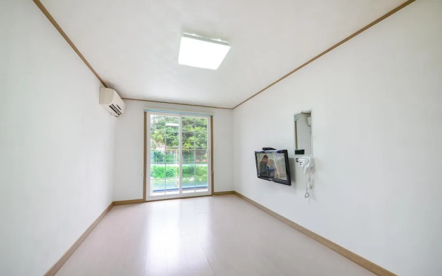 Samcheok Healingcamp Pension