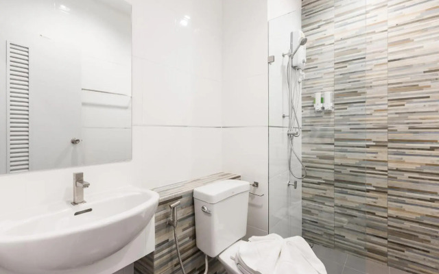 Evergreen Suite Hotel