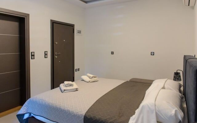 Casa d Irene near airport beach