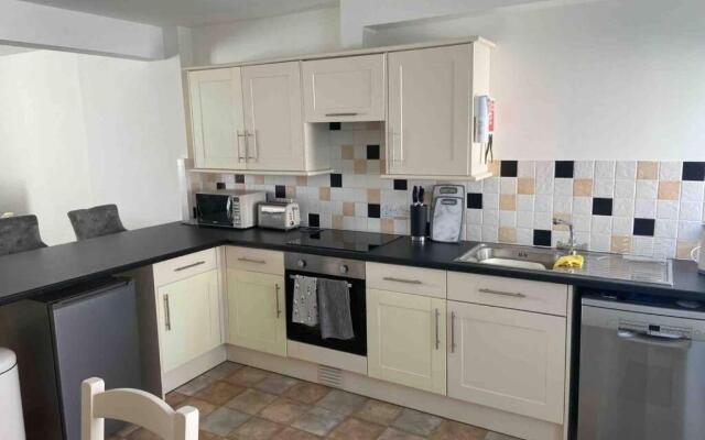 Ulverston South Lakes Spacious 3 Bed G/F Apartment