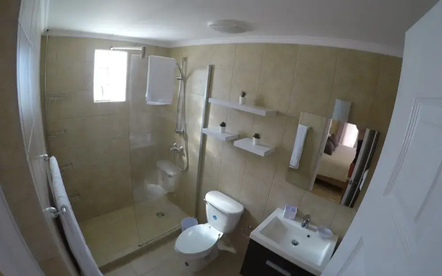 Gold Coast - Beautiful 2 Bedroom Town House