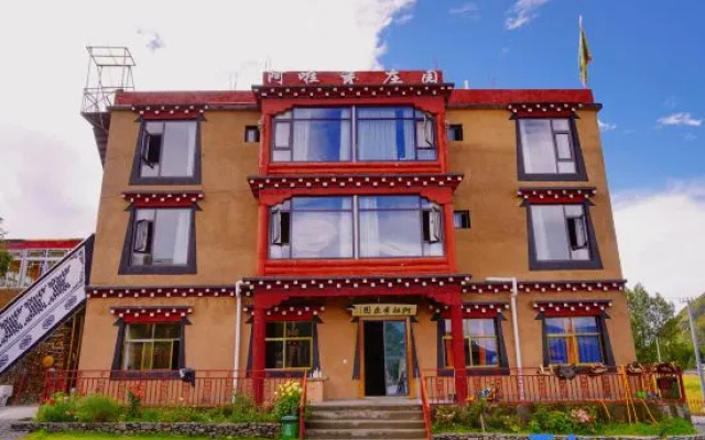 Alaxiu Manor (Xinduqiao Branch) – Exterior – Kangding